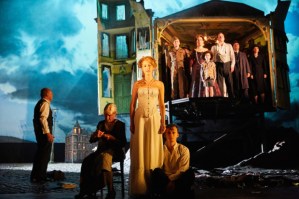 Review: <em>An Inspector Calls</em> (Playhouse Theatre)