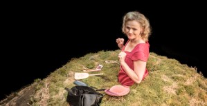Review: <em>Happy Days</em> (Royal Exchange Theatre)