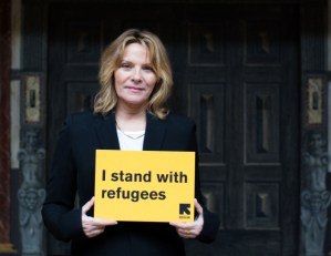 Kim Cattrall, Jamael Westman and more in Shakespeare's Globe film for World Refugee Day