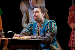 <em>Shakespeare in Love</em> touring production in photos