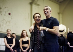 Lindsay, Hound and Kingsley launch UK premiere of <em>Dirty Rotten Scoundrels</em>