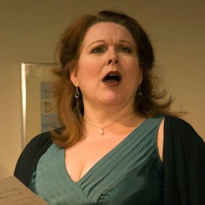 Kim Criswell stars in <em>Cat On A Hot Tin Roof</em> revival