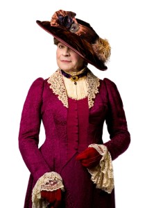 First look at David Suchet as Lady Bracknell in <em>The Importance of Being Earnest</em>