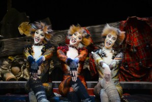 <em>Cats</em> returns to London Palladium in October